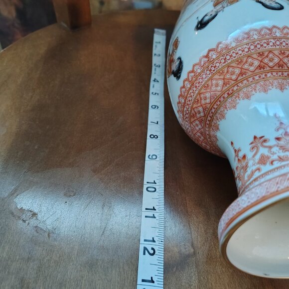 1970’s Chinese porcelain ProC Vases Ladies in a Garden Qianlong Mark - Picture 6 of 15